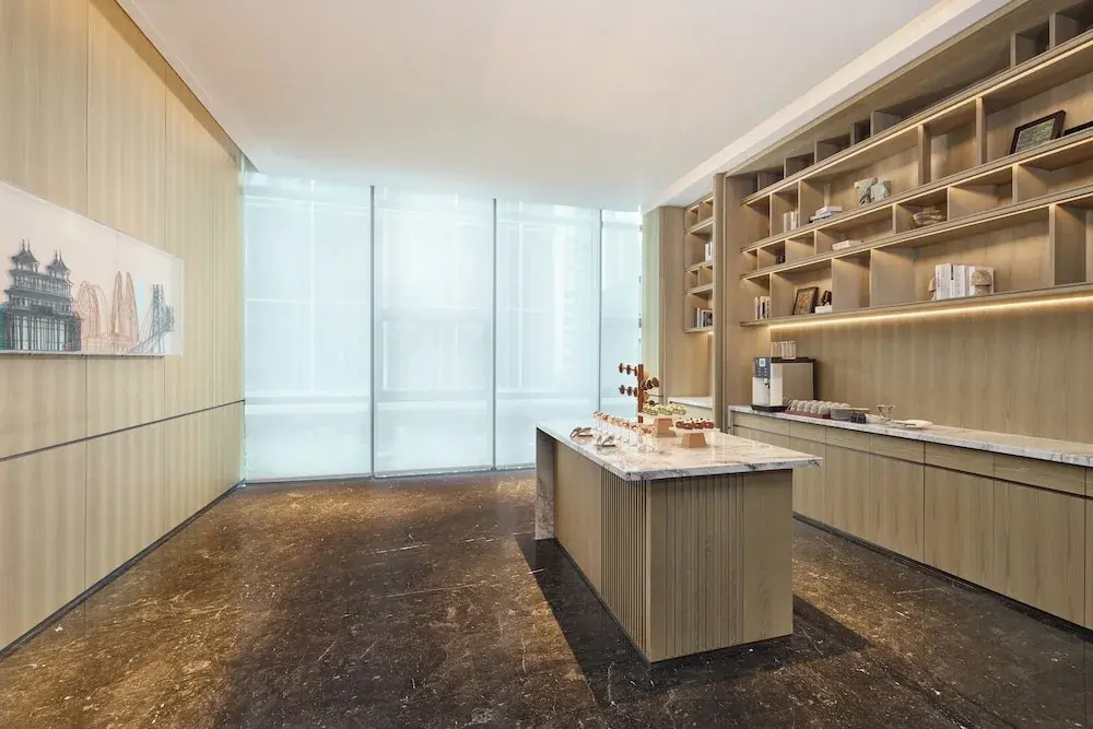 Отель Courtyard by Marriott Zhuhai