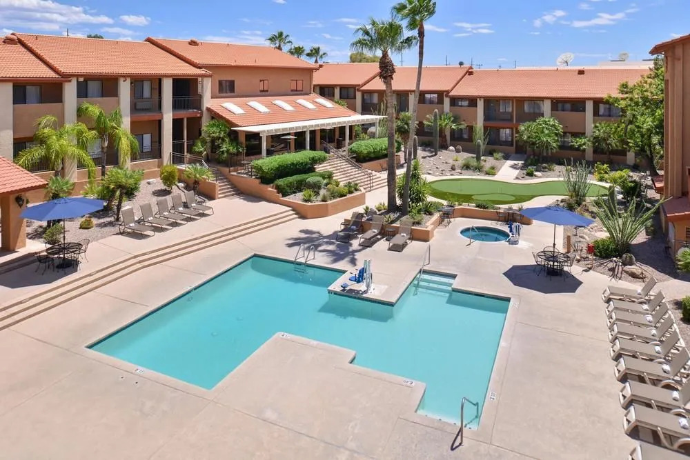 Red Lion Inn And Suites