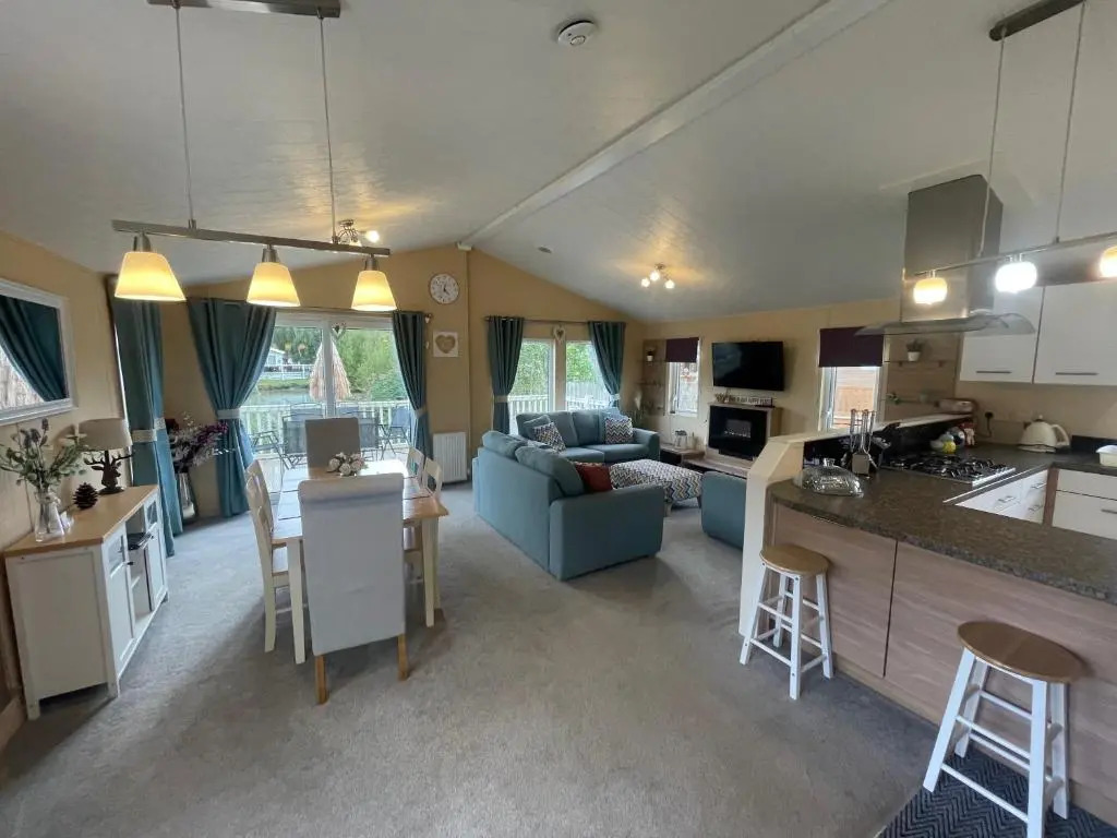 Luxury Lakeside Lodge L2 with Hot tub situated at Tattershall Lakes Country Park