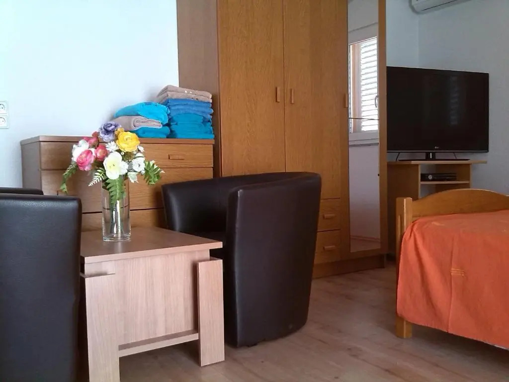Apartment Luka