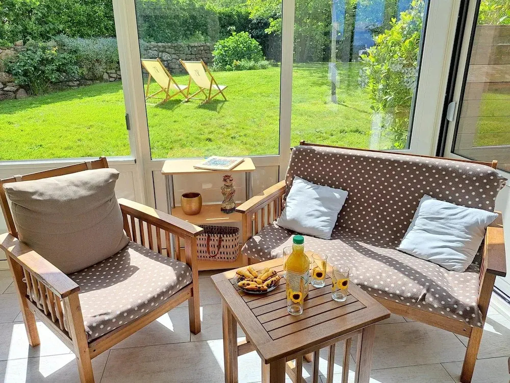 Holiday Home in Plouarzel Near Sandy Beach