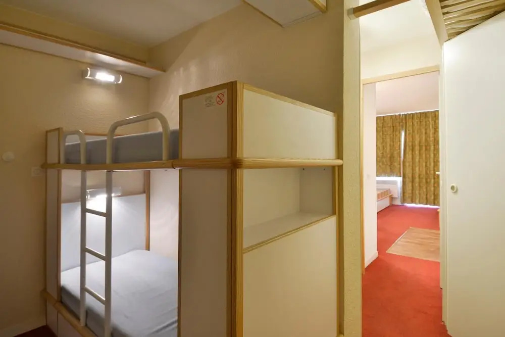 Belle Plagne Studio Cabin on Slopes for 4 People of 23mâ² Th02