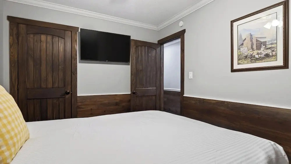 Dollys Retreat by Avantstay Theater Room + 5 Arcades + Hot Tub + Sauna Firepit + Mins to Dollywood