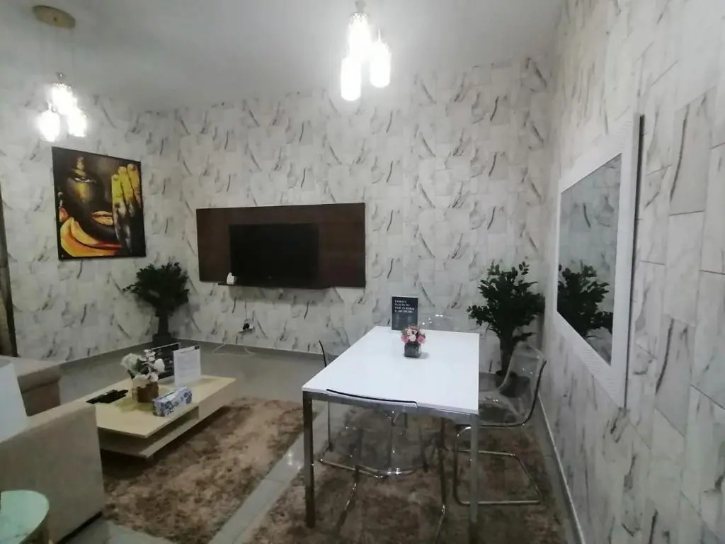 Success luxury apartment - 5 min away jbr beach - Free housekeeping provided everyday - Kids stay free up to 17 years age