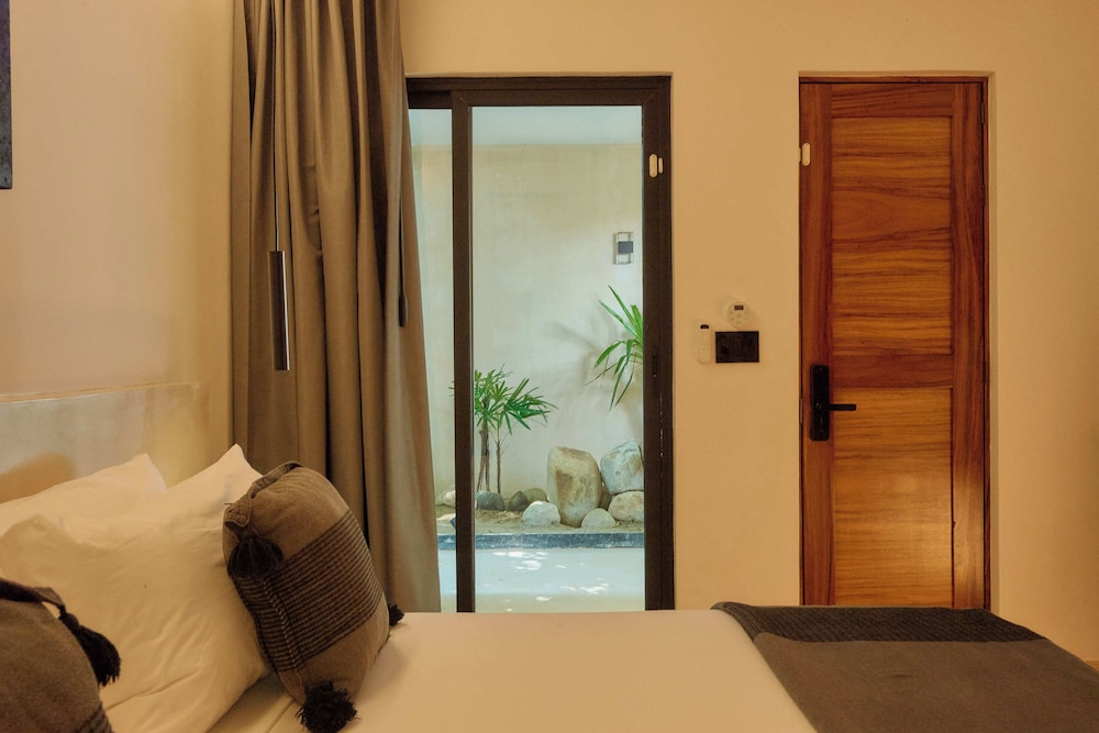 Hotel Compartir