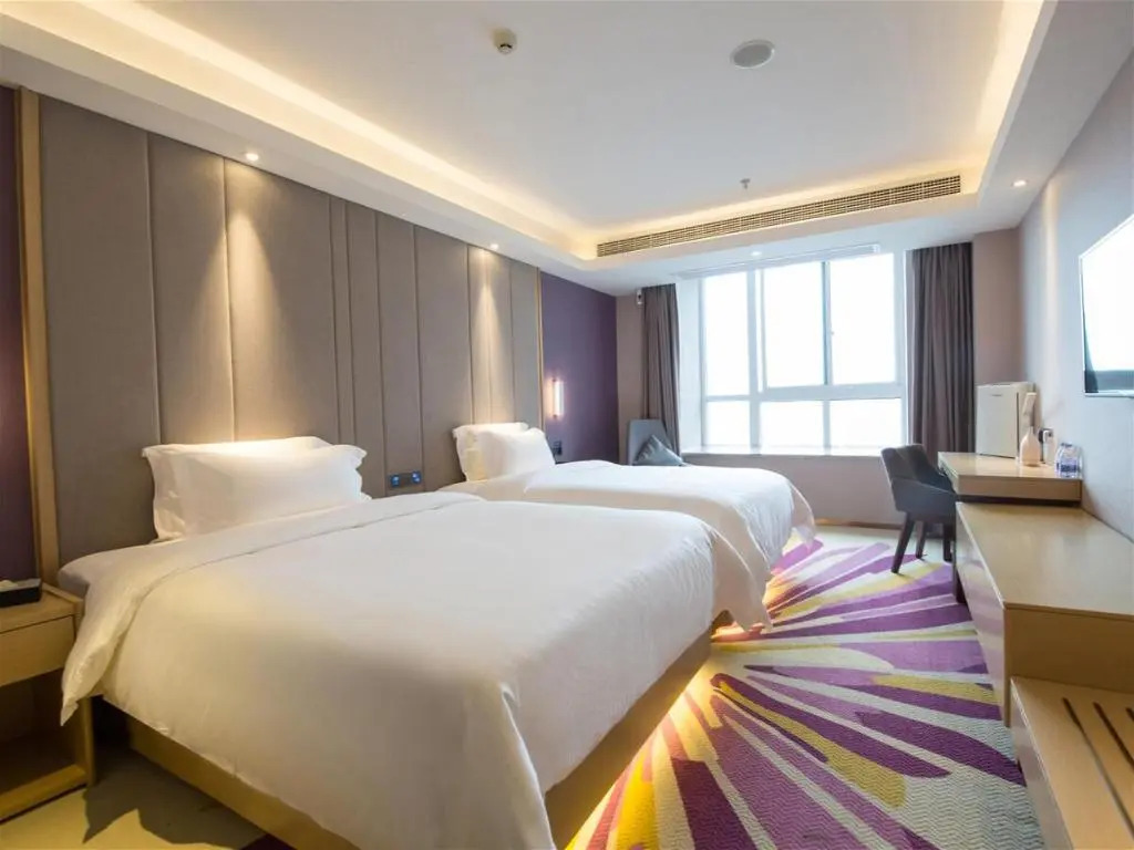 Lavande Hotel Qijiang High-speed Railway Station