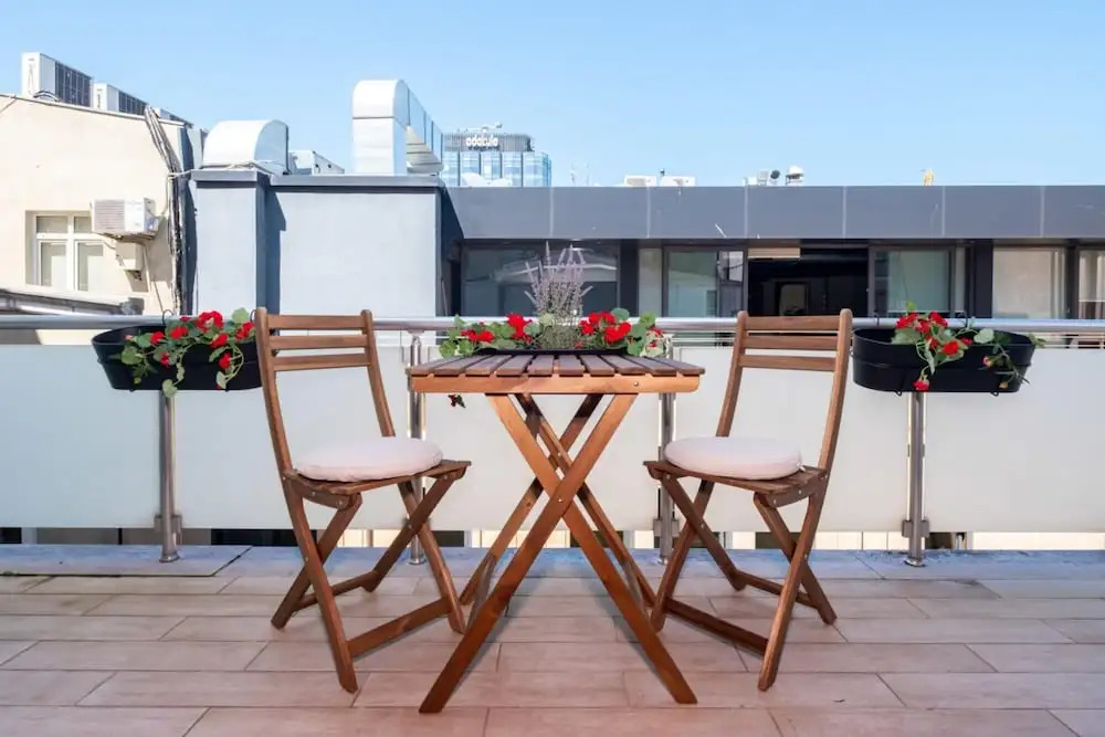 Missafir Flat With Terrace Near Istiklal Street