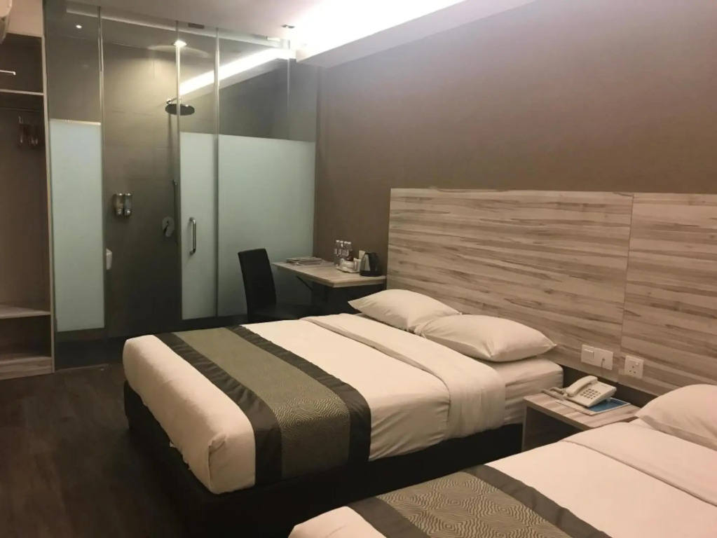 Hotel Austin Paradise - Taman Pulai Utama