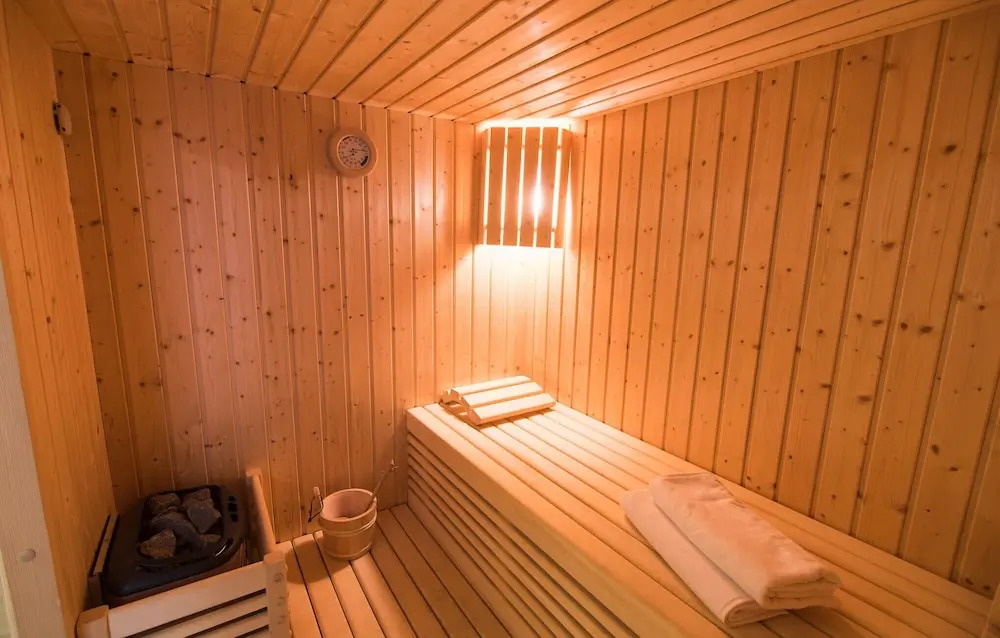 Stunning Home in Icici With Sauna, Wifi and 4 Bedrooms