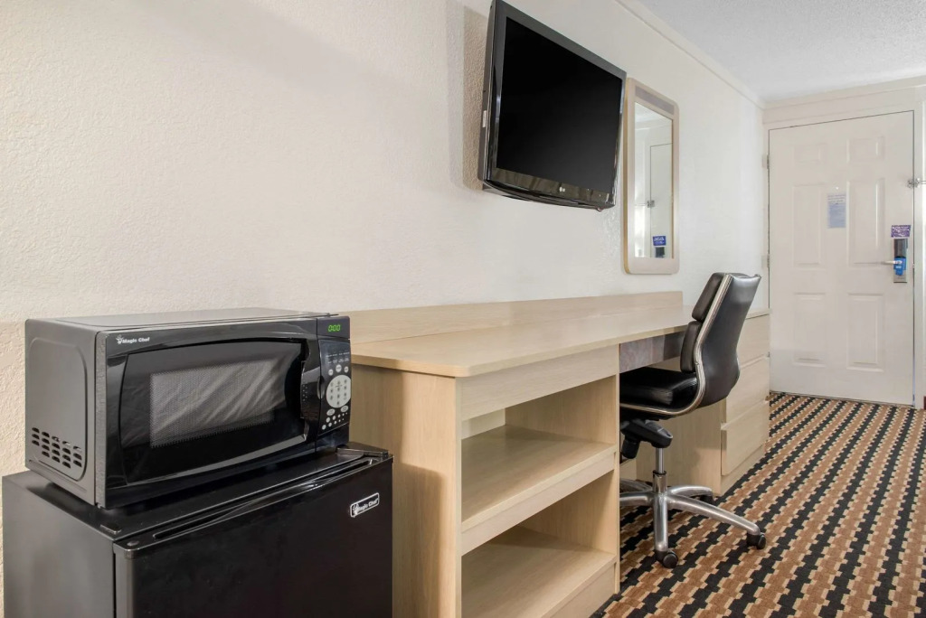 Rodeway Inn Sharonville - Cincinnati North