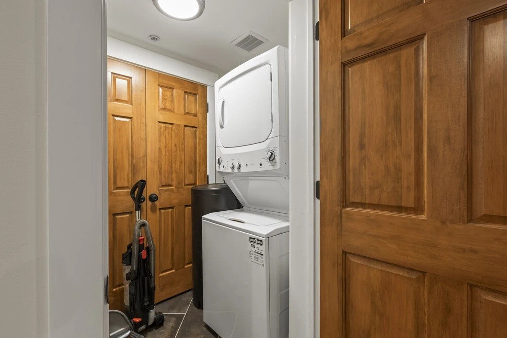 Town Pointe B204 3 Bedroom Condo by RedAwning
