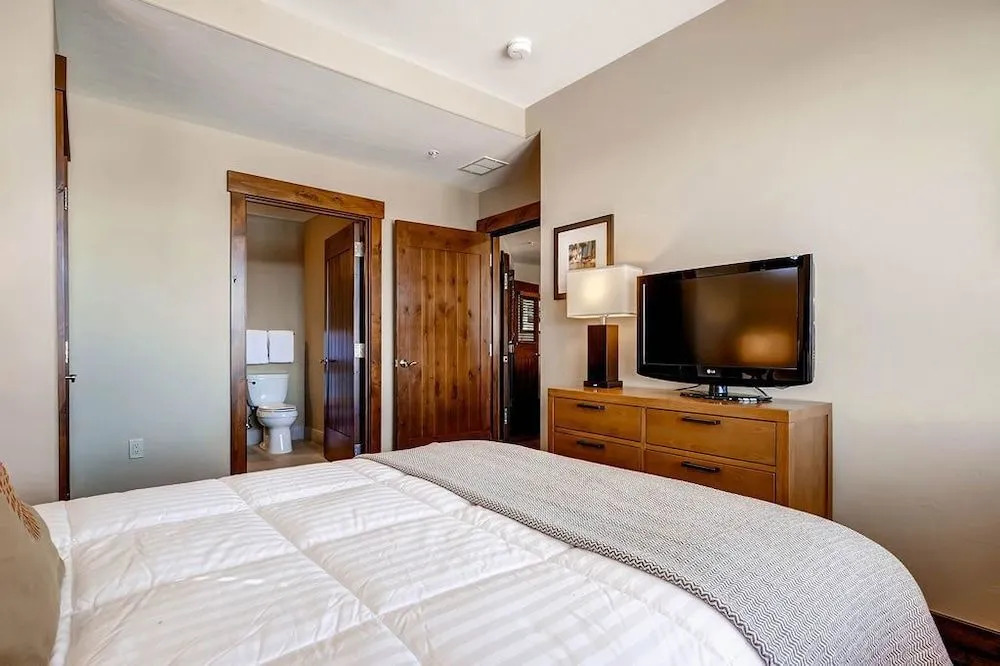 Penthouse in One Ski Hill