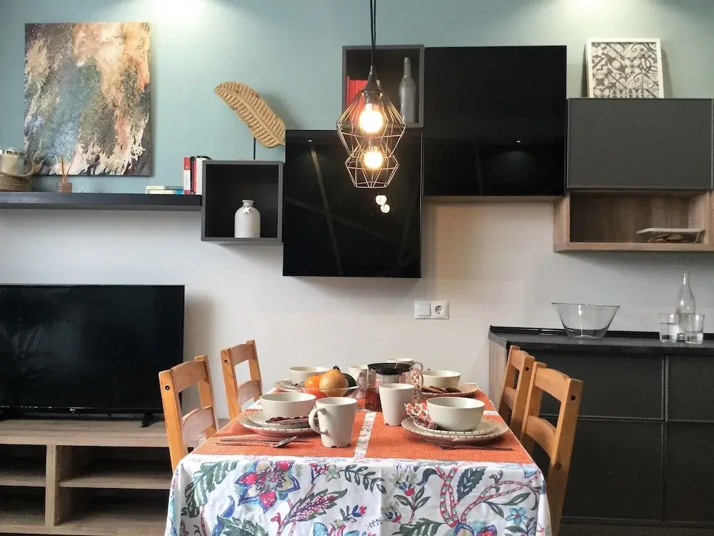 Cosy and Urban Apartment