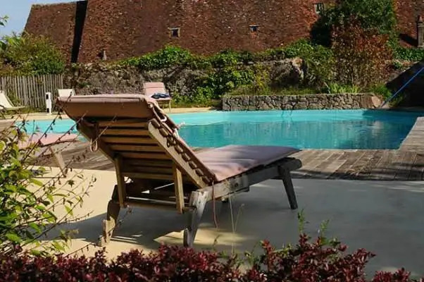 Hostellerie de la Tour dAuxois