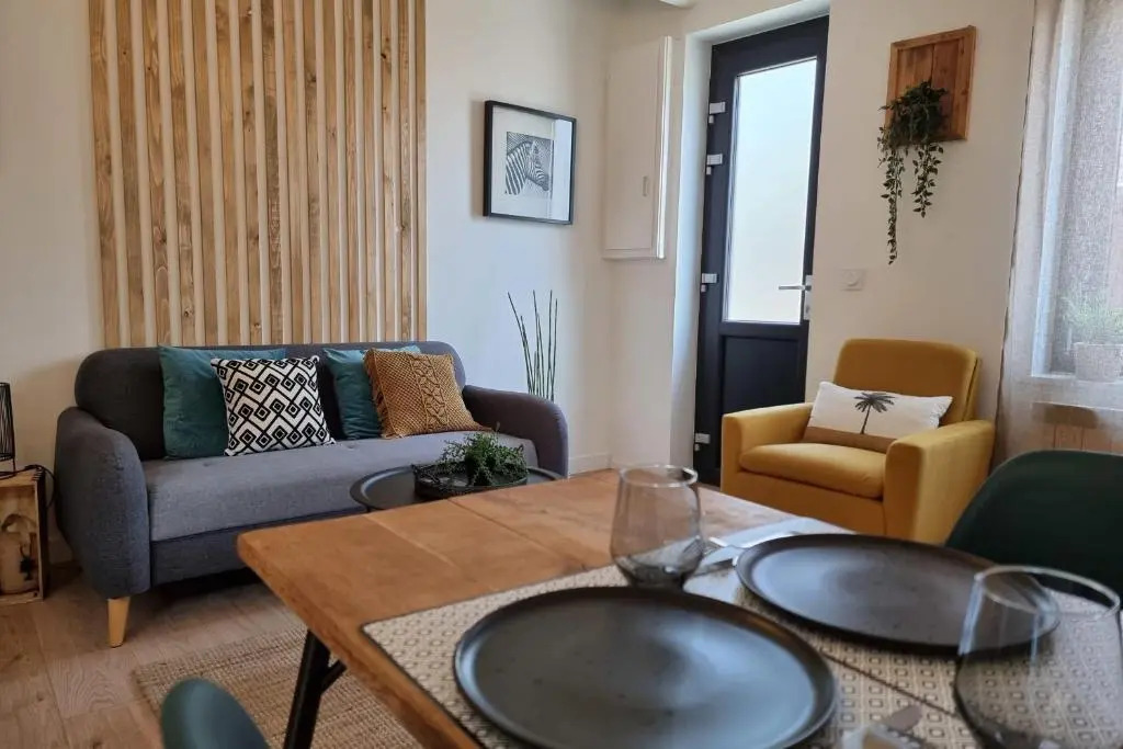 Rive Sud - Charming Maisonette 2 P - City Center