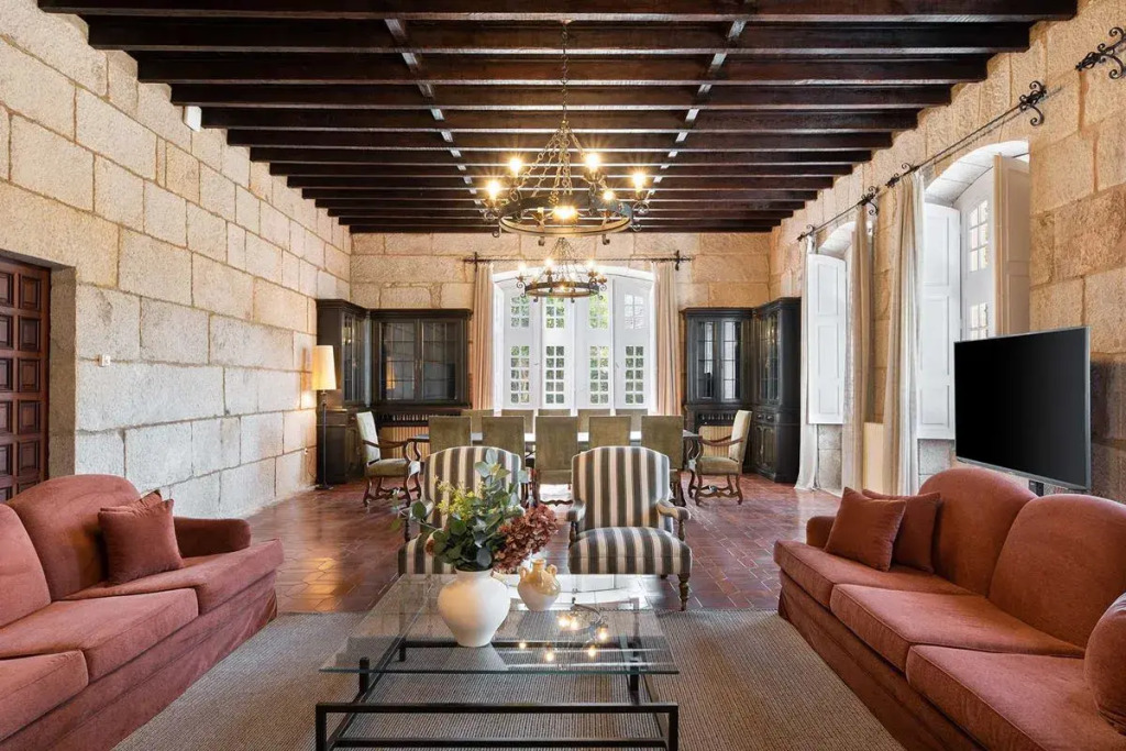 Casa Palacio De Esgos