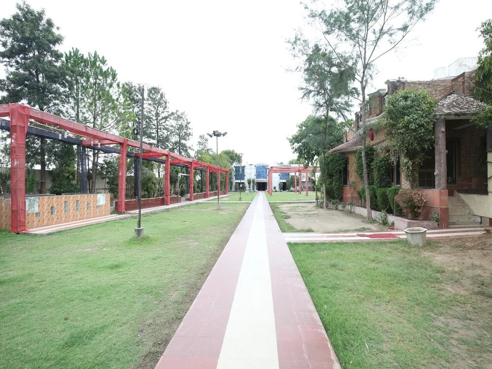Hotel M.A. Resort