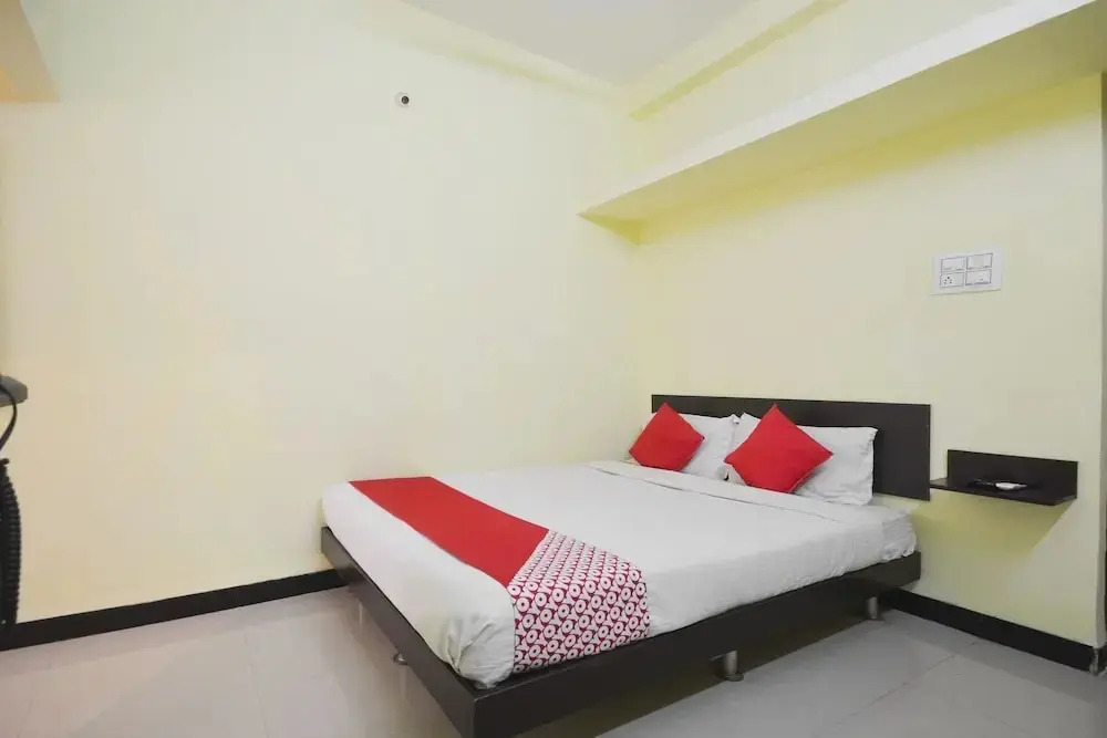 Rose Park Inn by OYO Rooms