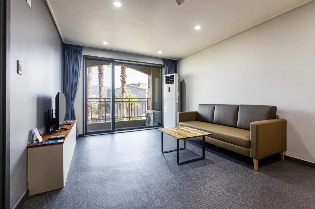 Aewol stay in jeju