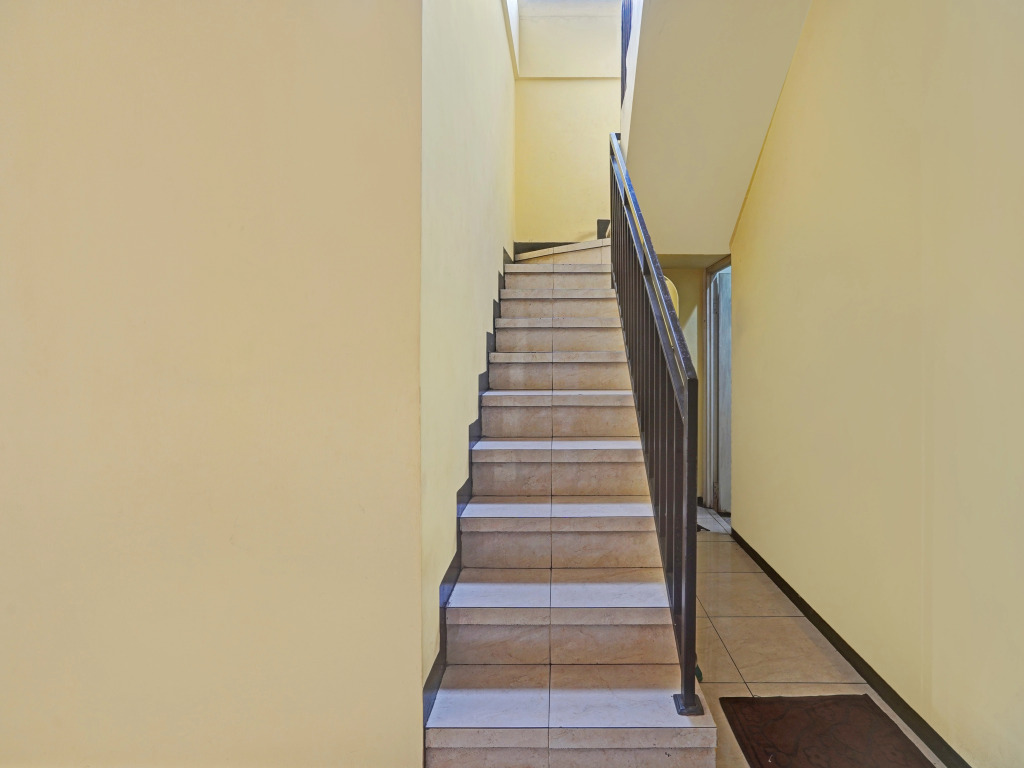 Almeira Homestay Syariah Near RS Islam Al-Irsyad Mitra Reddoorz
