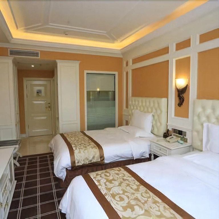 Haodi Hotel (Chongqing Huangnibang Light Rail Station)