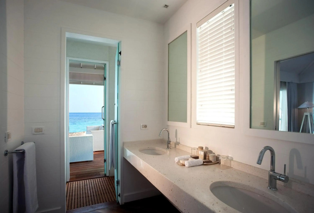 Diamonds Thudufushi Maldives Resort & Spa