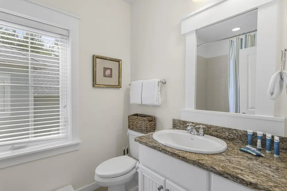 1285 Laurel Grove 'seabatical'