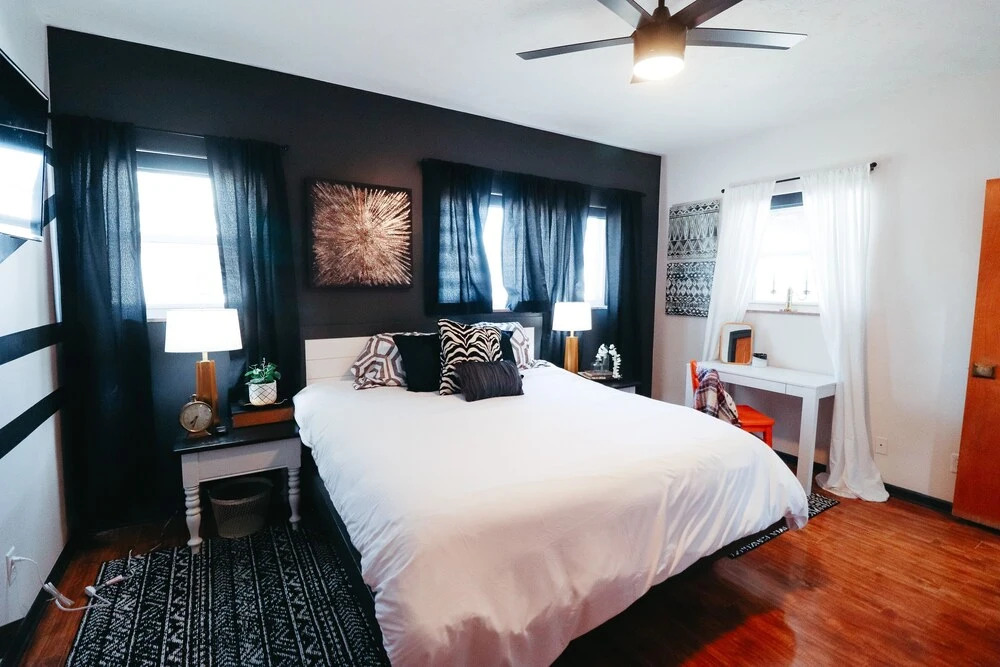Charming Omaha Retreat - Near Zoo & Downtown 3 Bedroom Home by RedAwning