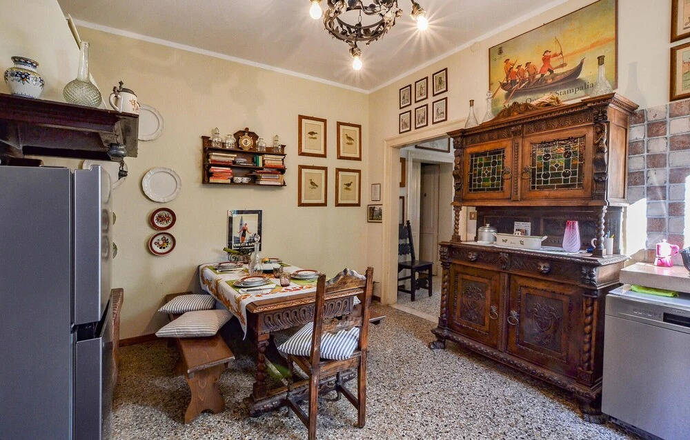 Stunning Home in Lido di Venezia With 2 Bedrooms and Wifi