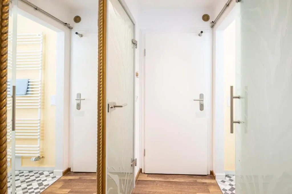 Waldstraße 8 Wohnung 2