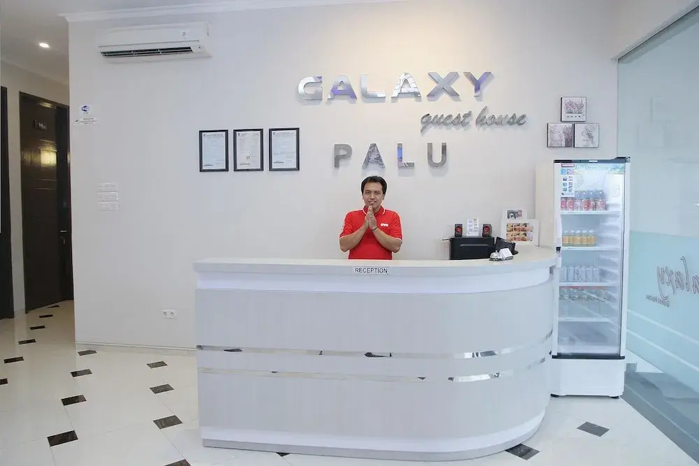 OYO 1100 Galaxy Guesthouse