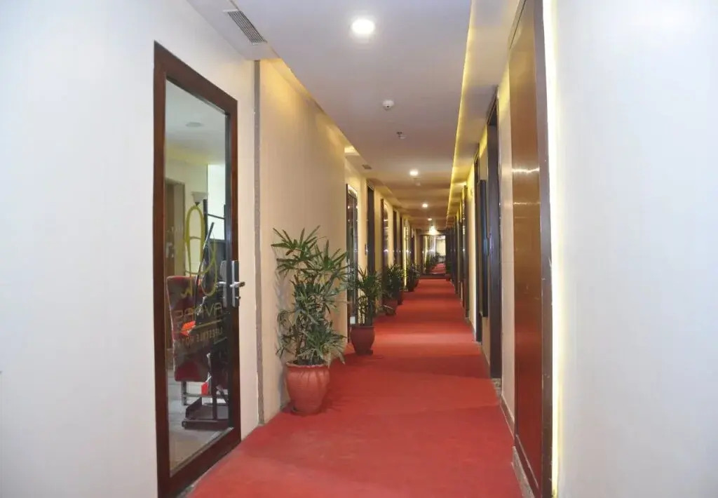 Oyo Premium Lawrence Road
