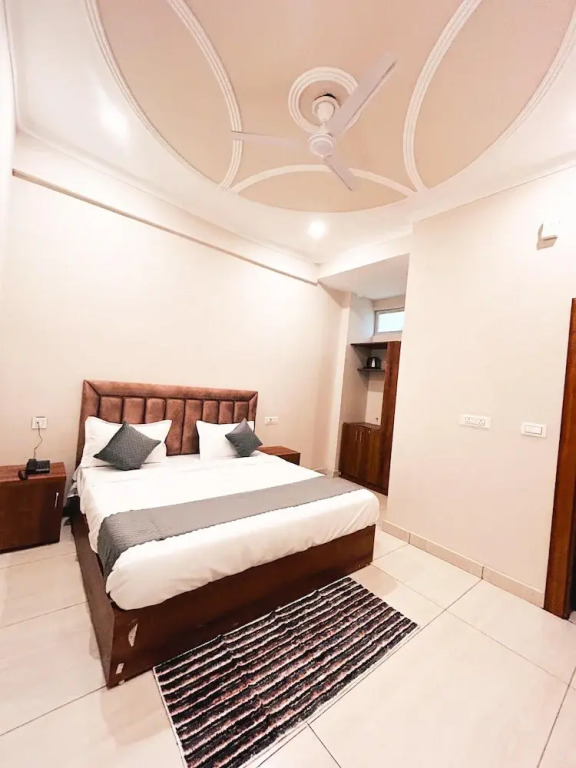 Hotstel Rishikesh,Tapovan
