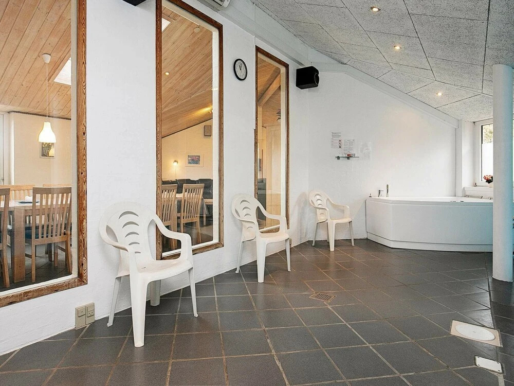 Vintage Holiday Home in Ringkobing With Terrace