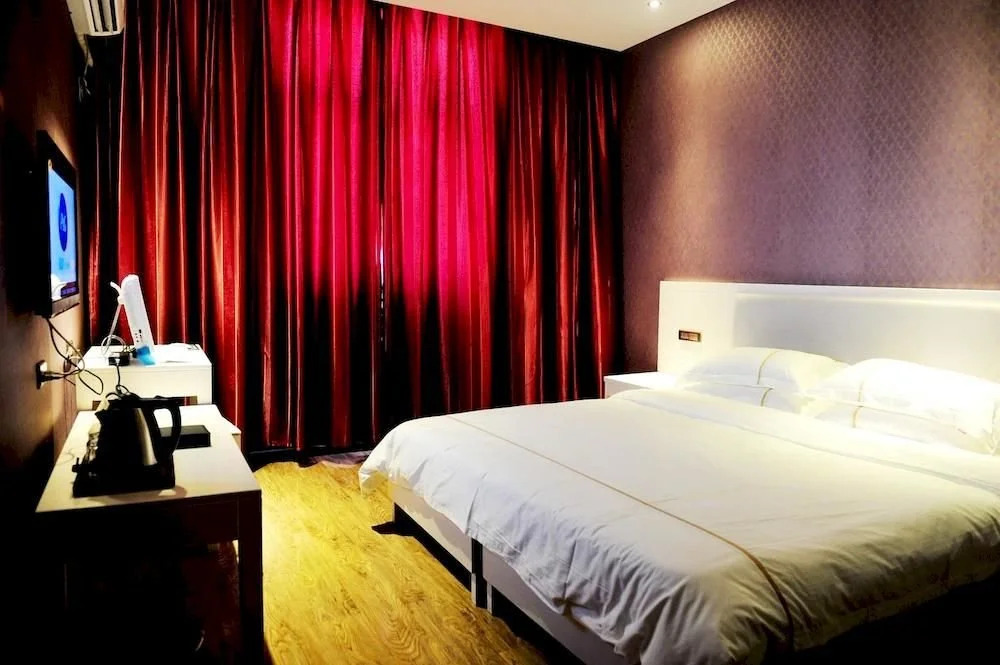 Wan Hang Zhi Xing Boytique Hotel