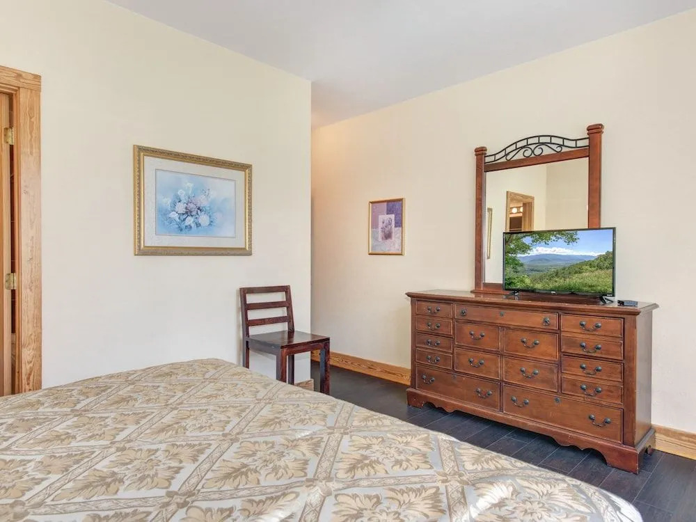Mountain Sanctuary 3204 by Jackson Mountain Rentals