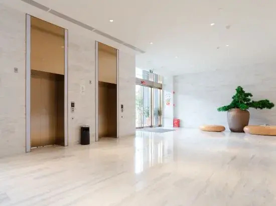 Ji Hotel (Haikou Hongcheng Lake)