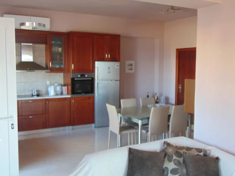 Comfy Beachfront Litinas Casa With Seaview