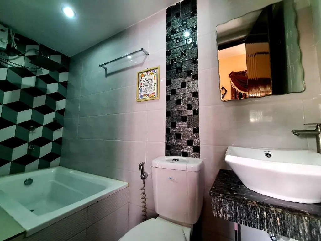 Tagaytay Staycation House by Bea & RM