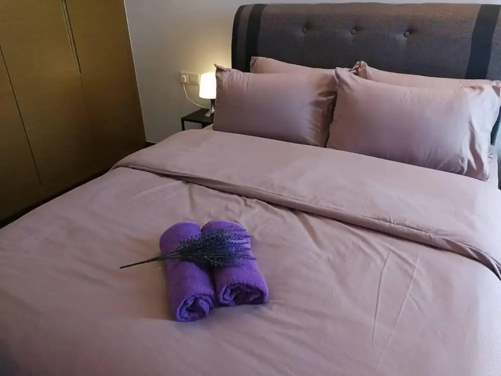 JB City CIQ-R&F Shopping Mall Apartment