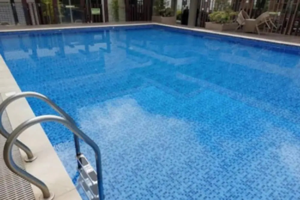 Romantic Purple 1-bedroom 5-8 pax in CDO
