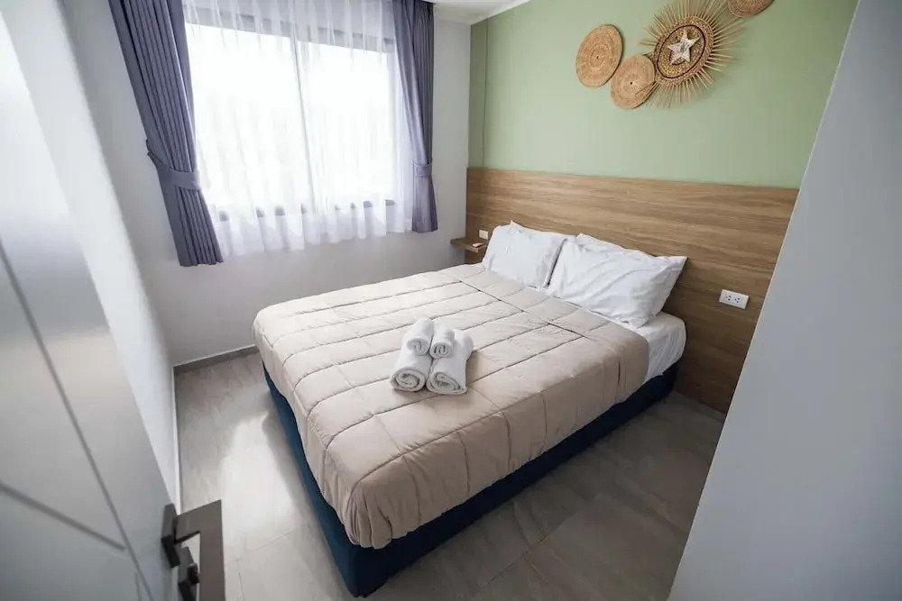Modern Condo near the Beach - NV5