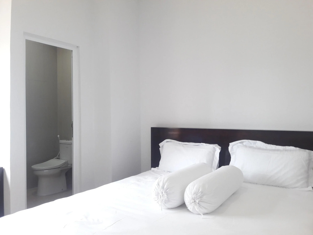 Azalia Residence