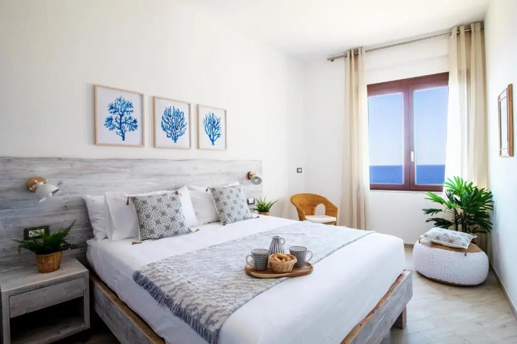 "Sunset Garden" apartment
