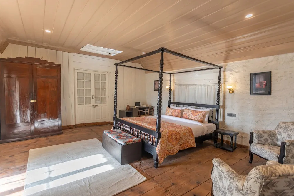 Seclude Shimla, Taraview