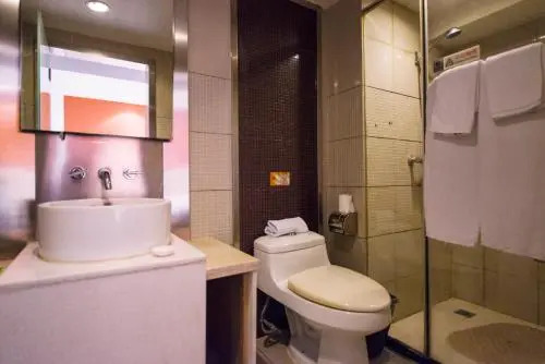 Motel 168 Qingdao Hua Yang Road Inn