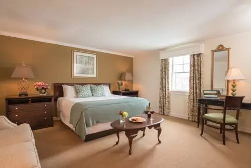 Holiday Inn at the Falls