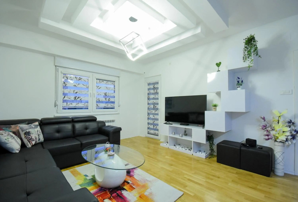 Luxury "Cube" Apartment