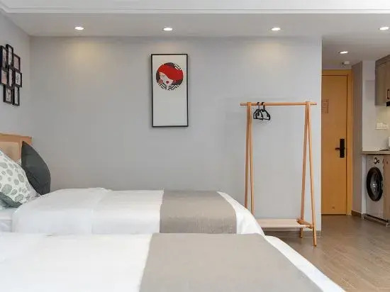 Puyu Hotel  (Foshan Pingzhou Jade Street Store)