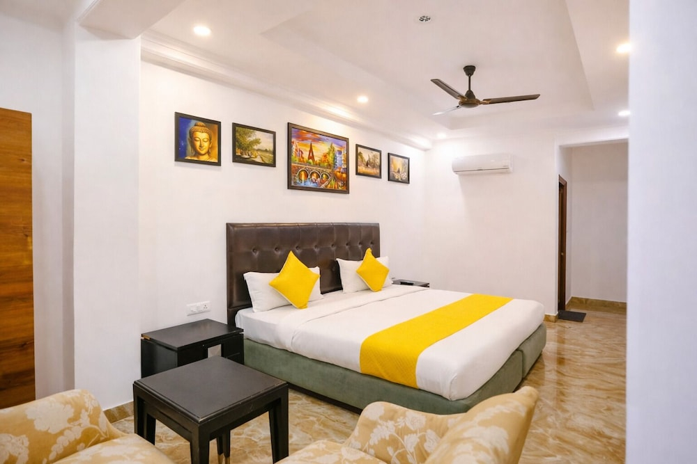 Mauryan Signature hotel Near Yashobhoomi